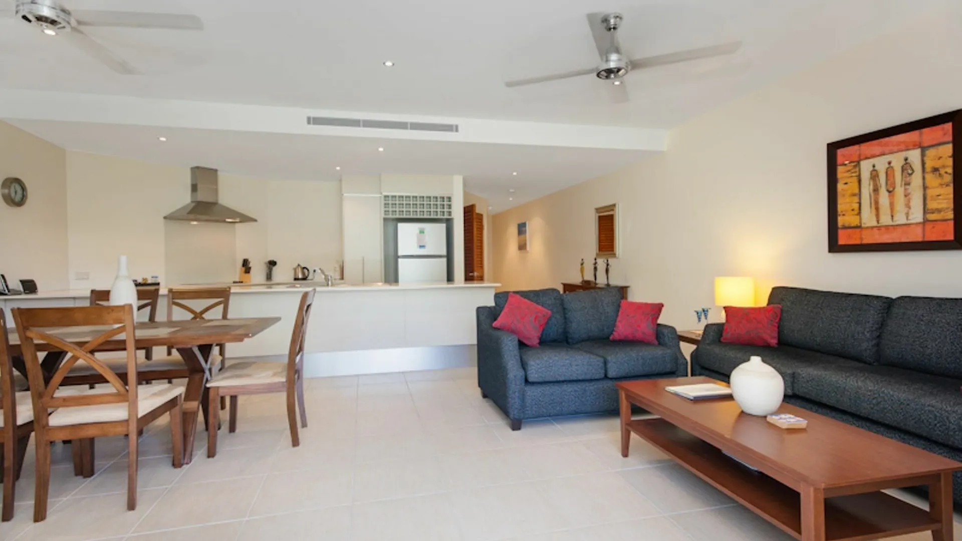 Peponi 2 - Beachfront Apartment Yorkeys Knob